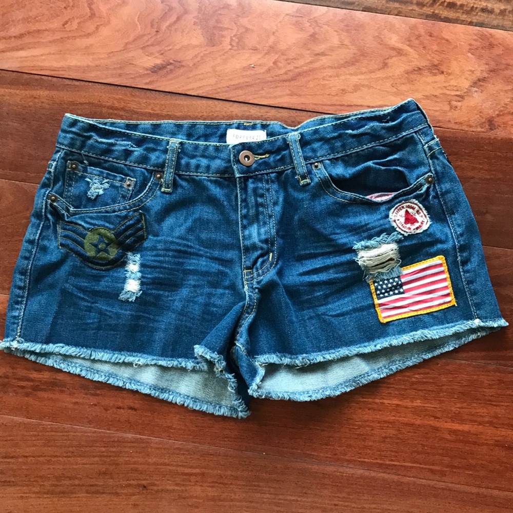 Forever 21 Premium Denim shorts Sz 30